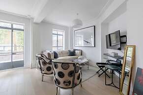 Sleek & Stylish 1BD Flat w/ Balcony - Kings Road