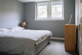 Snug & Serene 2BD Flat - Roseburn