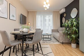 Warsaw Apartament Praga + AC by Renters