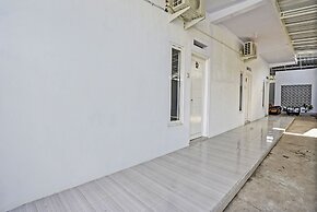 OYO 92817 Niza Guesthouse Syariah