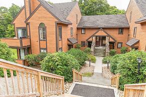 7 Springs Ski & Mountain Adventure Condo 2 Bedroom Condo by RedAwning