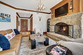 Ski-in Ski-out 1 Bdr+den In Exclusive Horizon Pass 1 Bedroom Condo by 