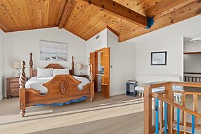 1737 S Pacific 2 Bedroom Home by Redawning