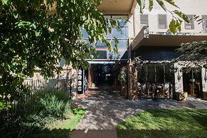 LOCAR-IN GRAMADO- Dentro da Rua Coberta