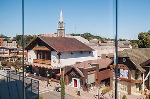 LOCAR-IN GRAMADO- Dentro da Rua Coberta
