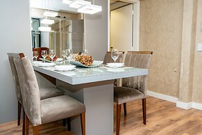 LOCAR-IN GRAMADO- Dentro da Rua Coberta