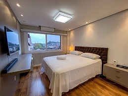 LOCAR-IN GRAMADO- Dentro da Rua Coberta