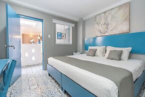 Hotel ADAZ Mediterraneo
