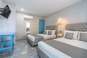 Hotel ADAZ Mediterraneo