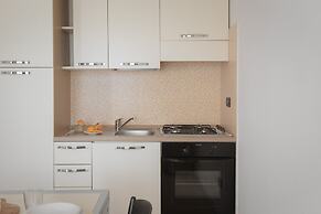 Stylish Residence Le Fontane Num2506