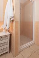 Stylish Residence Le Fontane 2 Bedroom Apartment Sleeps 6 Persons Num2