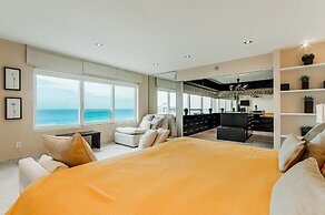 Beachfront Penthouses by LivIN Cancun