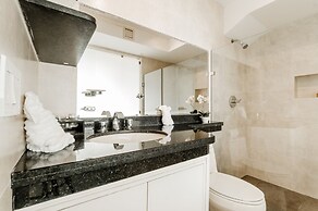 Beachfront Penthouses by LivIN Cancun