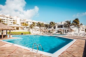 Beachfront Penthouses by LivIN Cancun