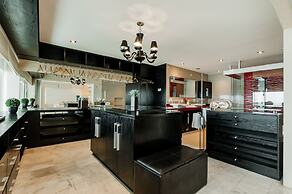 Beachfront Penthouses by LivIN Cancun