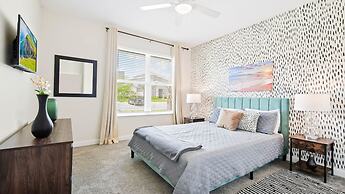 Championsgate 5br Lakeview Home Pool Spa Disney