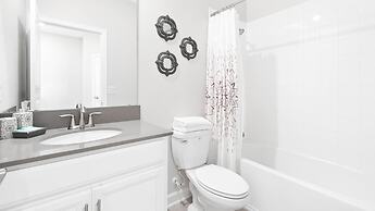 Championsgate 5br Lakeview Home Pool Spa Disney