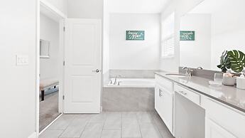 Championsgate 5br Lakeview Home Pool Spa Disney