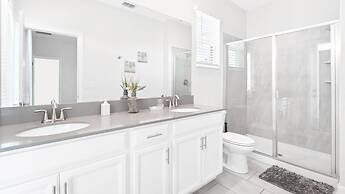 Championsgate 5br Lakeview Home Pool Spa Disney