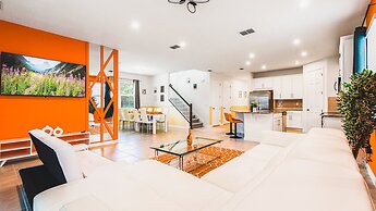 Resort Villa: Pool, Spa & Disney Proximity