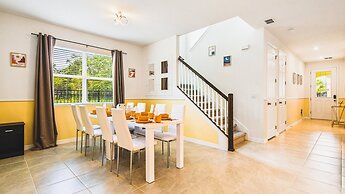 Resort Villa: Pool, Spa & Disney Proximity