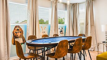 Luxury Retreat: Pool, Water Park, Near Disney