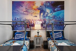 Spacious Family Reunion 15br Home Pool Spa Game Rm