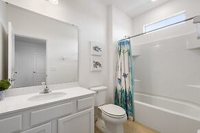 Spacious Family Reunion 15br Home Pool Spa Game Rm