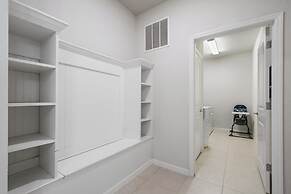 Private Theater Game Loft 10br Villa Pool Spa