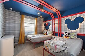 Private Theater Game Loft 10br Villa Pool Spa