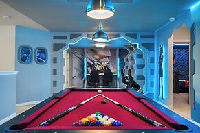 Private Theater Game Loft 10br Villa Pool Spa