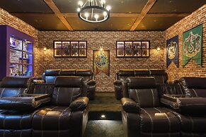 Private Theater Game Loft 10br Villa Pool Spa