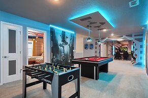 Private Theater Game Loft 10br Villa Pool Spa