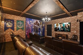 Private Theater Game Loft 10br Villa Pool Spa
