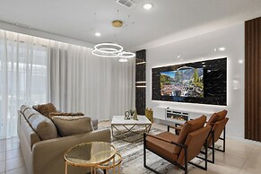 Private Theater Game Loft 10br Villa Pool Spa