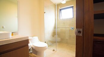 Casa del Mar by Kivoya