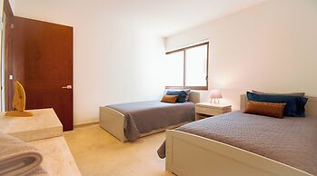 Casa del Mar by Kivoya