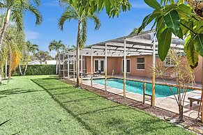 Casa Natalia 3BR Home with Pool Near Hard Rock Casino