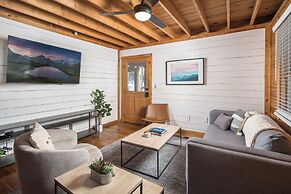 Red Feather Cabins 250