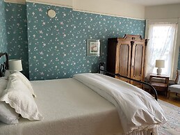 Gable House Bed & Breakfast Inn