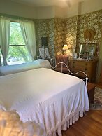 Gable House Bed & Breakfast Inn