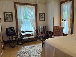 Gable House Bed & Breakfast Inn