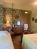 Gable House Bed & Breakfast Inn