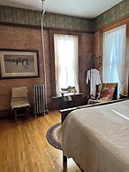 Gable House Bed & Breakfast Inn