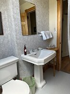 Gable House Bed & Breakfast Inn