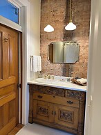 Gable House Bed & Breakfast Inn