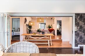 Peninsula Villa Retreat With Pool Hot Tub