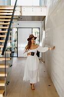 Bayview Luxe Entertainer Pool World Class View