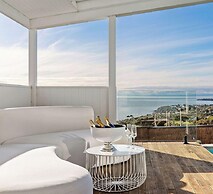 Bayview Luxe Entertainer Pool World Class View