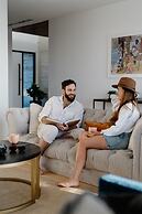 Bayview Luxe Entertainer Pool World Class View